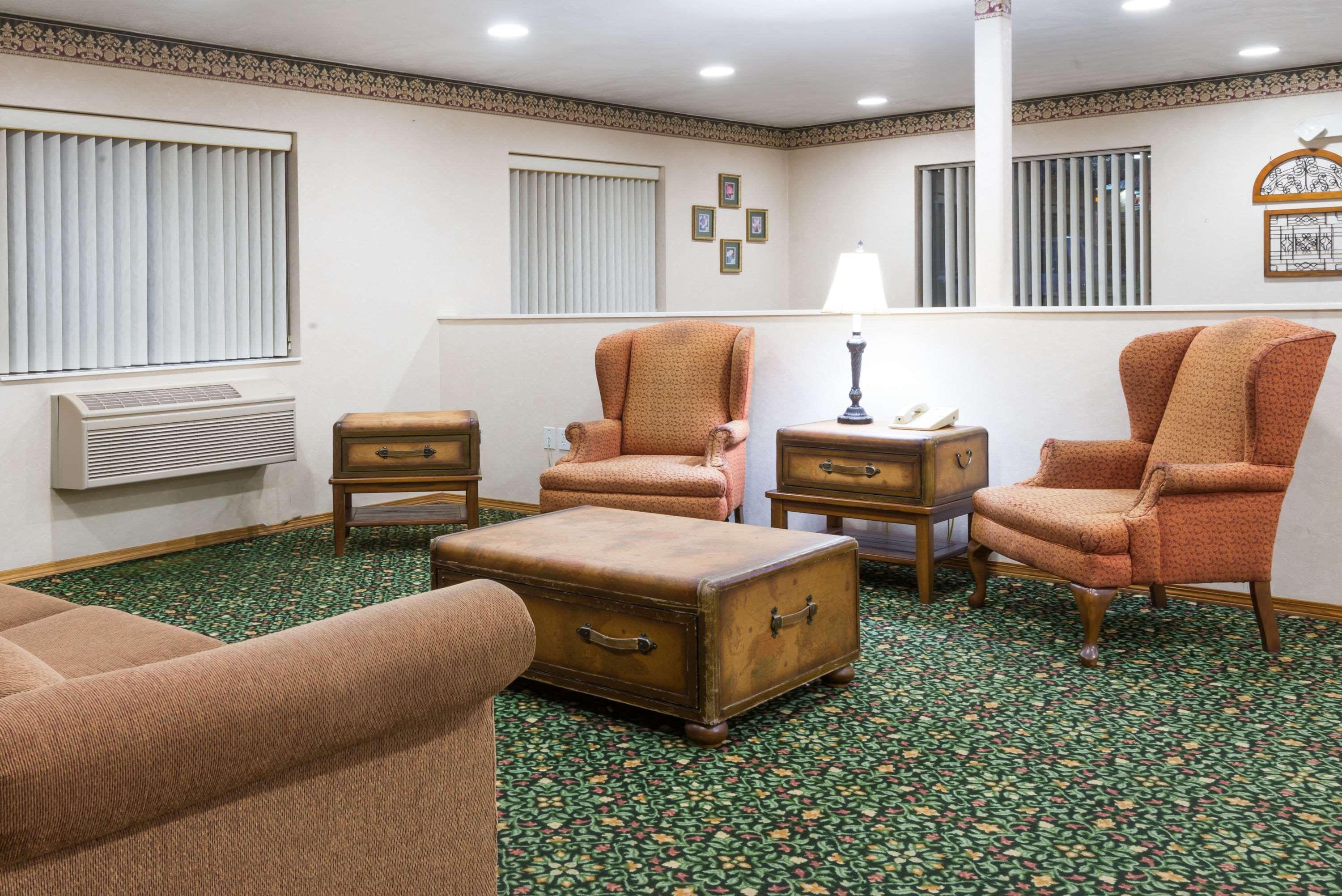 Hotel Super 8 By Wyndham 3*